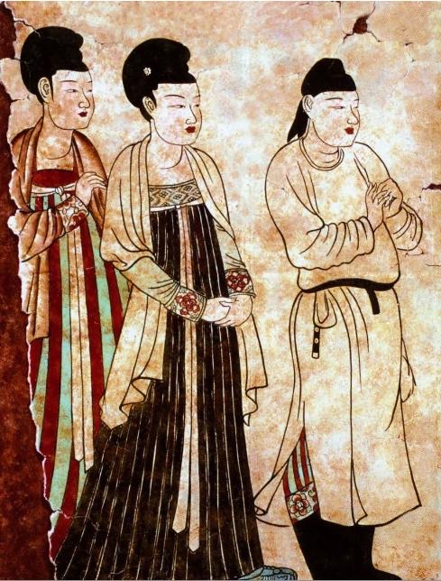 Hình ảnh phụ nữ nhà Đường đeo đai lưng